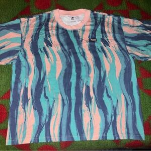 BEEFY adidas RYV Paint Pastel Trefoil Stripe Wave Tee